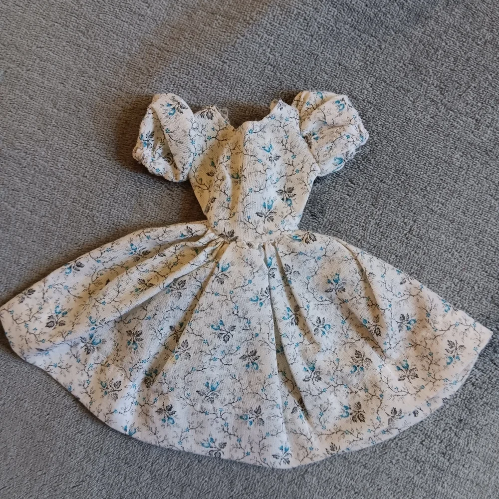 Sold - Picture 2 of 7